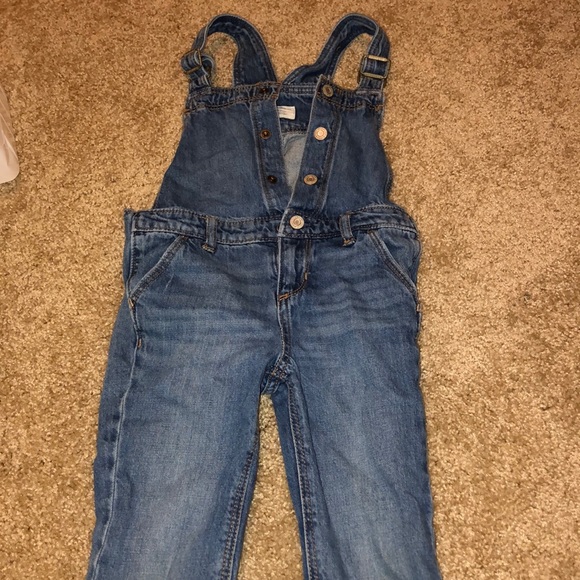 GAP Other - Toddler overalls (pants)